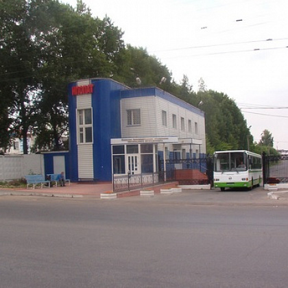 Входная группа ИПОПАТ, Ижевское производственное объединение пассажирского автотранспорта. 
